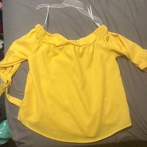 Yoins Size 14 yellow off the shoulder blouse